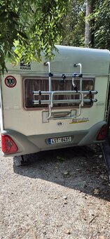 Karavan Knaus Sudwind 550, palandy, WC, TV. - 3