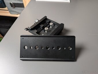 Blackmagic Design tripod mount - 3