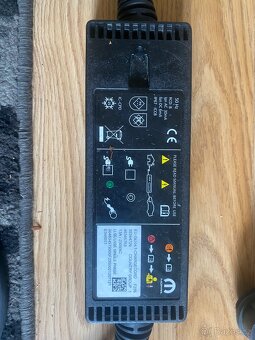 Přenosná nabíječka pro elektromobil Jeep - 3