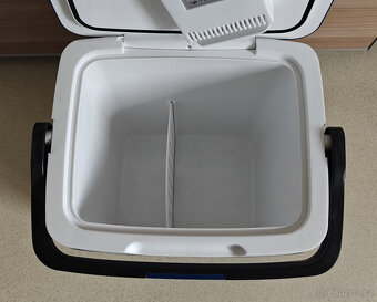 Autolednička / chladicí box 26L - 3