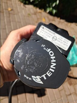 Doplňky  - Tažné zařízení,  roletka, ofuky, sedadla - 3