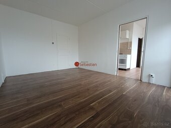 Pronájem bytu 3+1 v ulici U Věžových domů, bl. 375 - 3