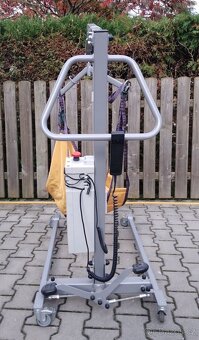 Elektrický invalidní zvedák Meyra Sito. - 3