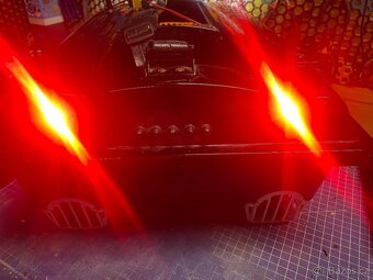 Zavážecí loďka Lake Master M1 - 3