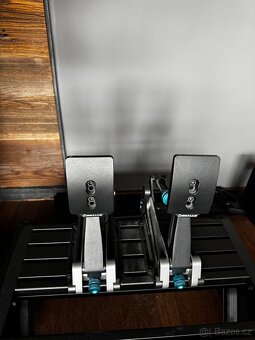 Sim-racing simulátor na prodej – TOP stav, profi komponenty - 3