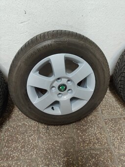 ALU disky originál Škoda 5x112 R15 zimní pneu - 3