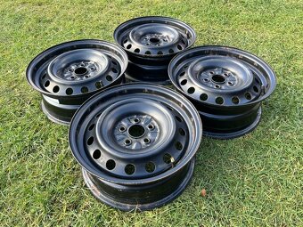 Plechové disky 6Jx15 ET39 - šrouby 5x100-středová díra 54,1 - 3