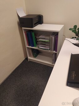 Kancelarsky stul a regal - 3