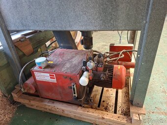 Briketovací lis - 3