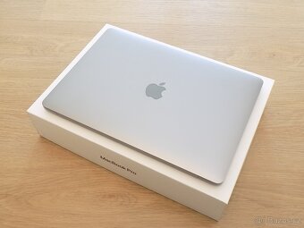  Apple MacBook Pro 13,3" (2022)/M2/16GB RAM/256GB/ZÁRUKA - 3