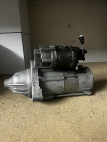 Startér M5 E60/61 M6 E63/64 V10 373Kw OEM 12417835737 - 3