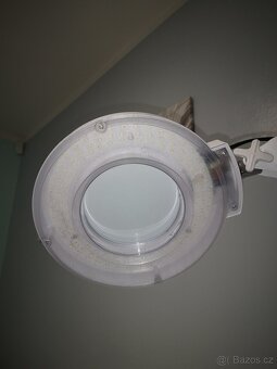 Multi-kosmetický přístroj pro diamantovou mikrodermabrazi 5v - 3