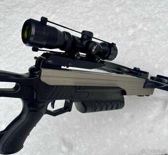 Kuše Excalibur Matrix 330 Black - 3