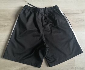 KRAŤASY zn. ADIDAS vel. 140 - 3