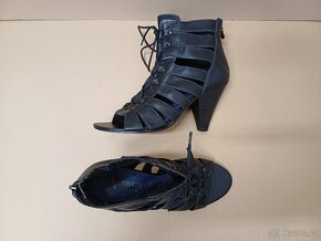 Černé kožené páskové kotníkové boty vel.40 - 3