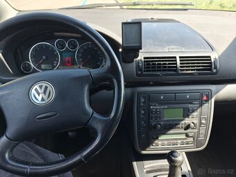 Sharan 2008 benzín 110kW 186tis.km - 3