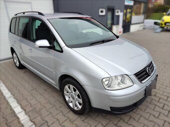 Volkswagen Touran 1,9 TDI Trendline (2005) - 3