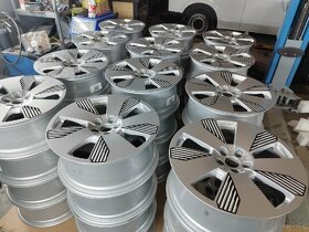 Alu kola Audi Q8 e-tron r19 5x112 - 3