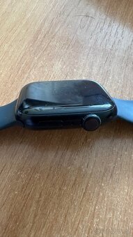Apple Watch 8 - 3