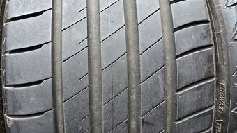 Letní pneu 235/35/19 Bridgestone - 3