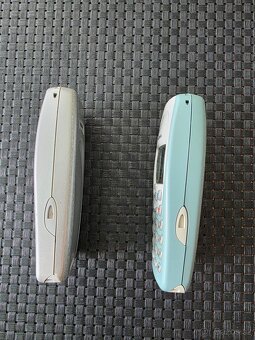 Prodám Nokia 3410 dva kusy , velice pěkný stav, Cena za obě - 3