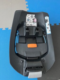Cybex Aton 5 + základna - 3