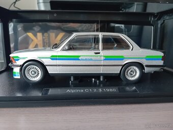 BMW 2002 ti a E21   1:18  KK - Scale - 3