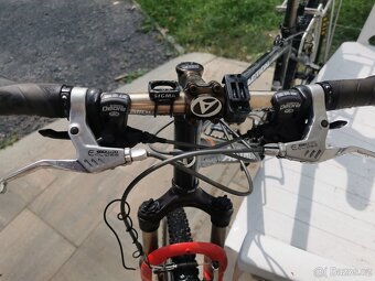 Author Traction 17" - 3