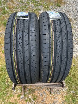 Letní pneu Godyear 215/55r17 - 3