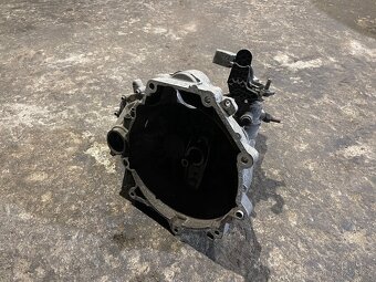 Prodám převodovku RNY - 3