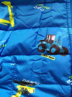 Zimní chlapecká bunda s bagry nová - 3