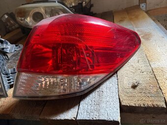 Subaru Legacy/outback br zadní světla - 3