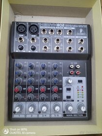 Behringer xenyx 802 - 3
