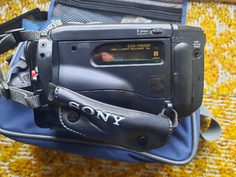 Videokamera Sony CCD-TR550E - 3