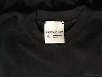 Calvin Klein mikina - 3