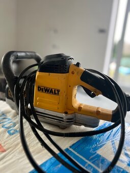 Pila DeWALT DWE 397 QS - 3