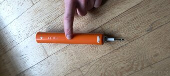 Elektrický zubní kartáček - 3