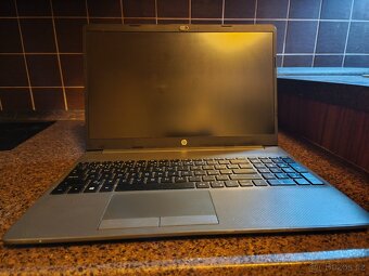 Notebook HP 255 G8 Dark Ash - 3