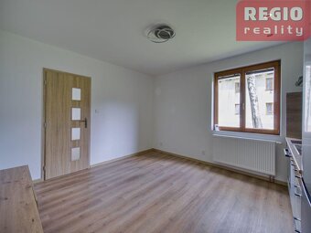 Prodej zrekonstruovaného bytu 2+kk, Beskydská, Místek - 3