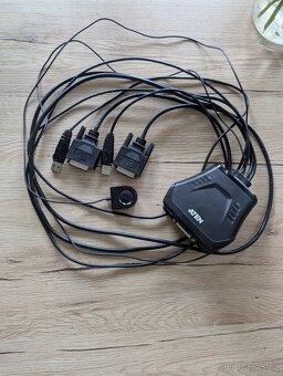 Přepínač 1mon,klávesnice, myš, USB na 2 PC/NTB - 3