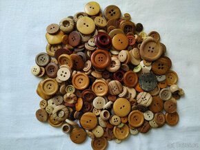 Knoflíky 1 - mix 1,5 kg - 3
