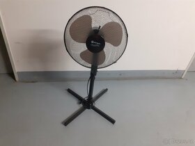 Prodám vícerychlostní výškově nast. ventilátor - ODVEZU - 3
