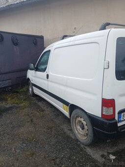 Peugeot Partner bouraný - 3
