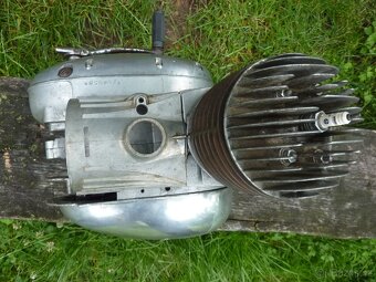 ČZ 175 motor - 3