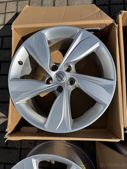 ORIGINÁL Alu OPEL INSIGNIA B R18, 5x115 - TPMS - 3