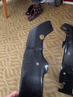 Karbonove kryty ramu na Yamaha R6 06-16 - 3