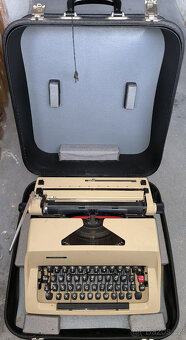 Psací stroj CONSUL - MODEL 2223 - 3