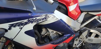 Honda - 3