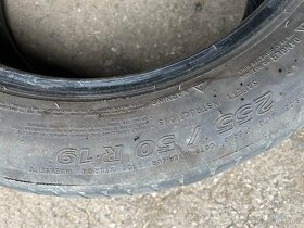 Pneu michelin 255/50 r19 - 3