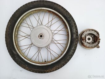 Přední kolo s dvouklíčovým štítem ČZ, Jawa - 3